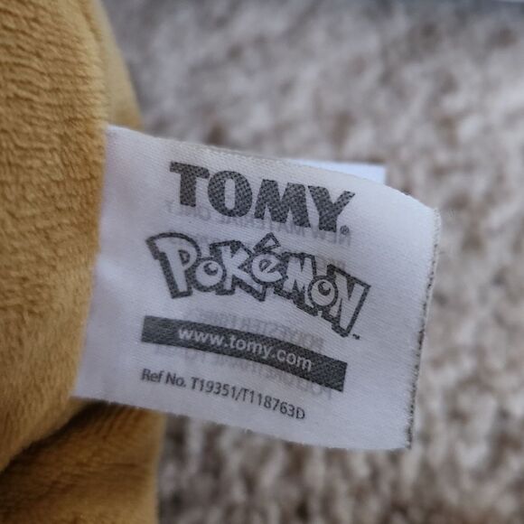 Pokemon Raichu Tomy Plush 13" - Picture 7 of 11